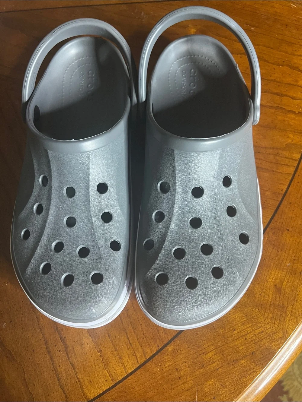 CROCS Classic Clog in Charcoal Gray